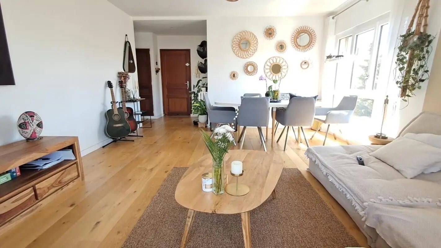 Appartement à vendre, 65m², Fréjus