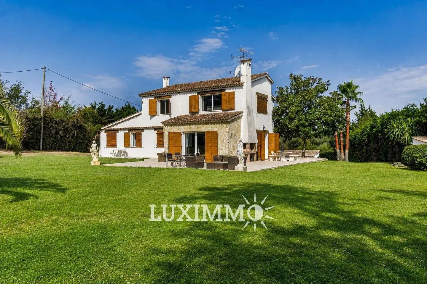 Maison à louer, 250m², Mouans-Sartoux