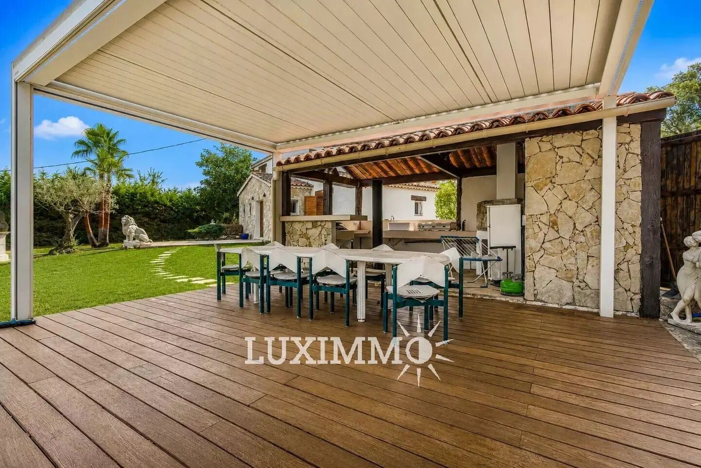 Maison à louer, 250m², Mouans-Sartoux