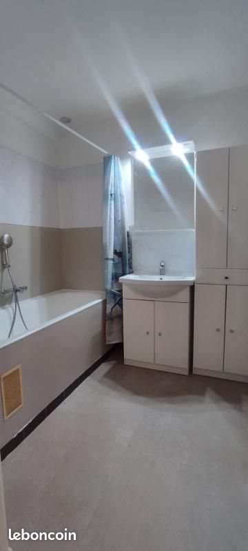 Appartement à louer, 42m², Cagnes-sur-Mer