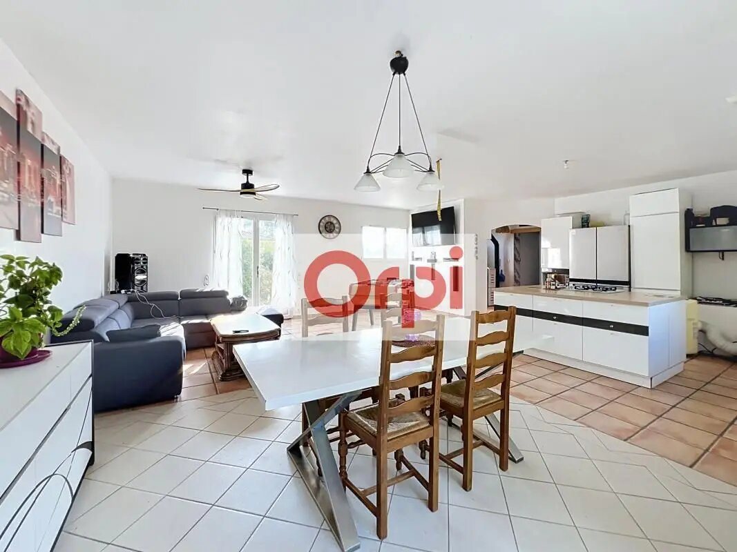 Maison à vendre, 180m², Saint-Cézert