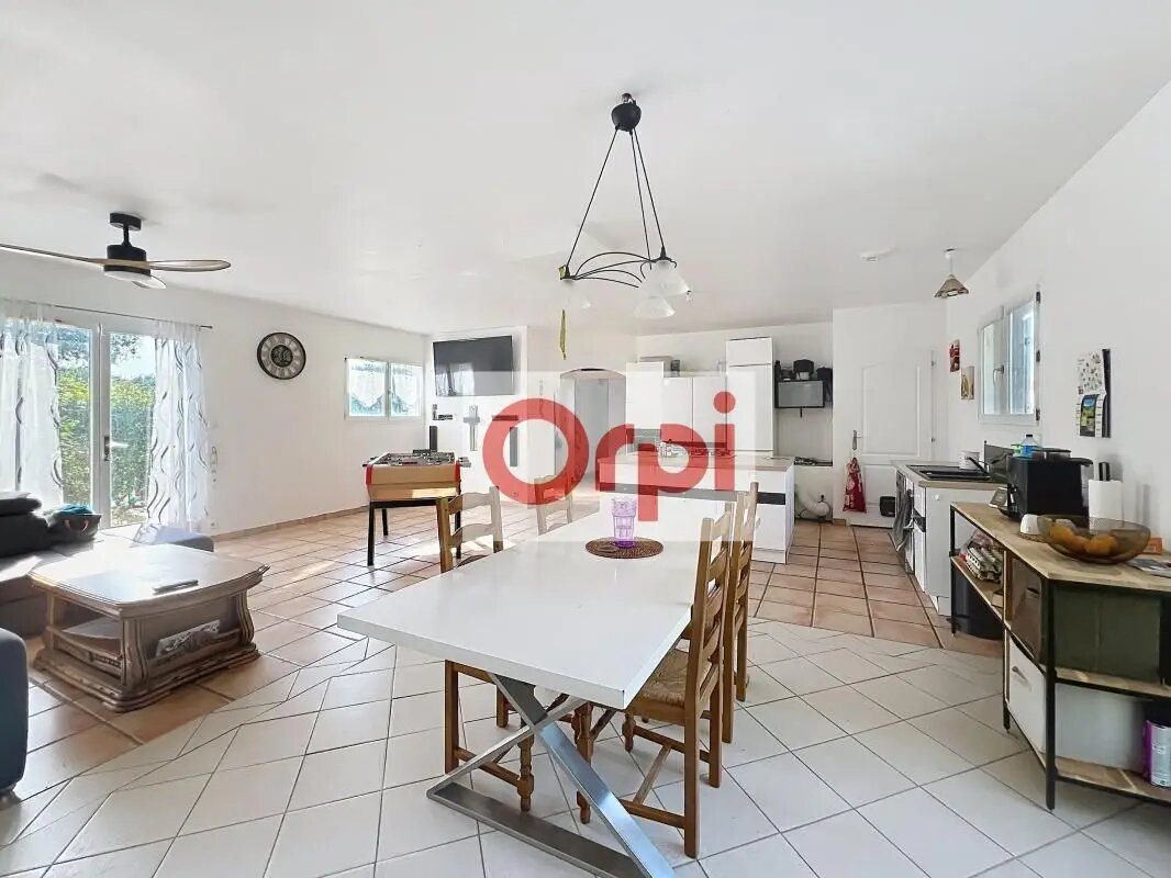 Maison à vendre, 180m², Saint-Cézert