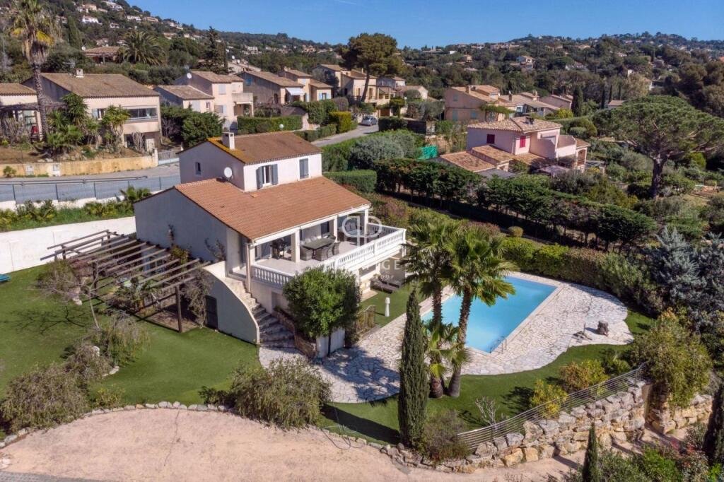 Maison à vendre, 225m², La Croix-Valmer