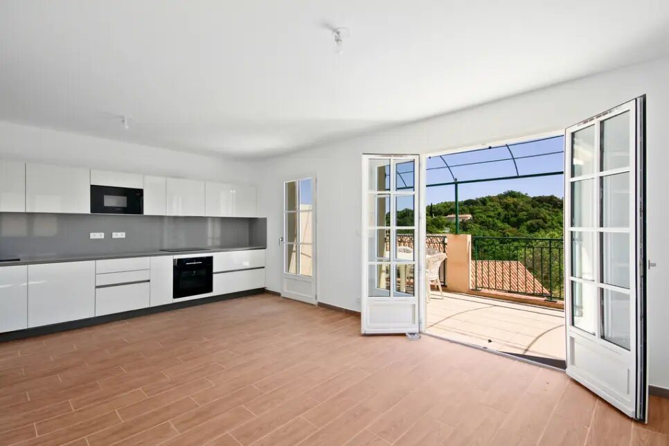 Appartement à vendre, 77m², Grimaud