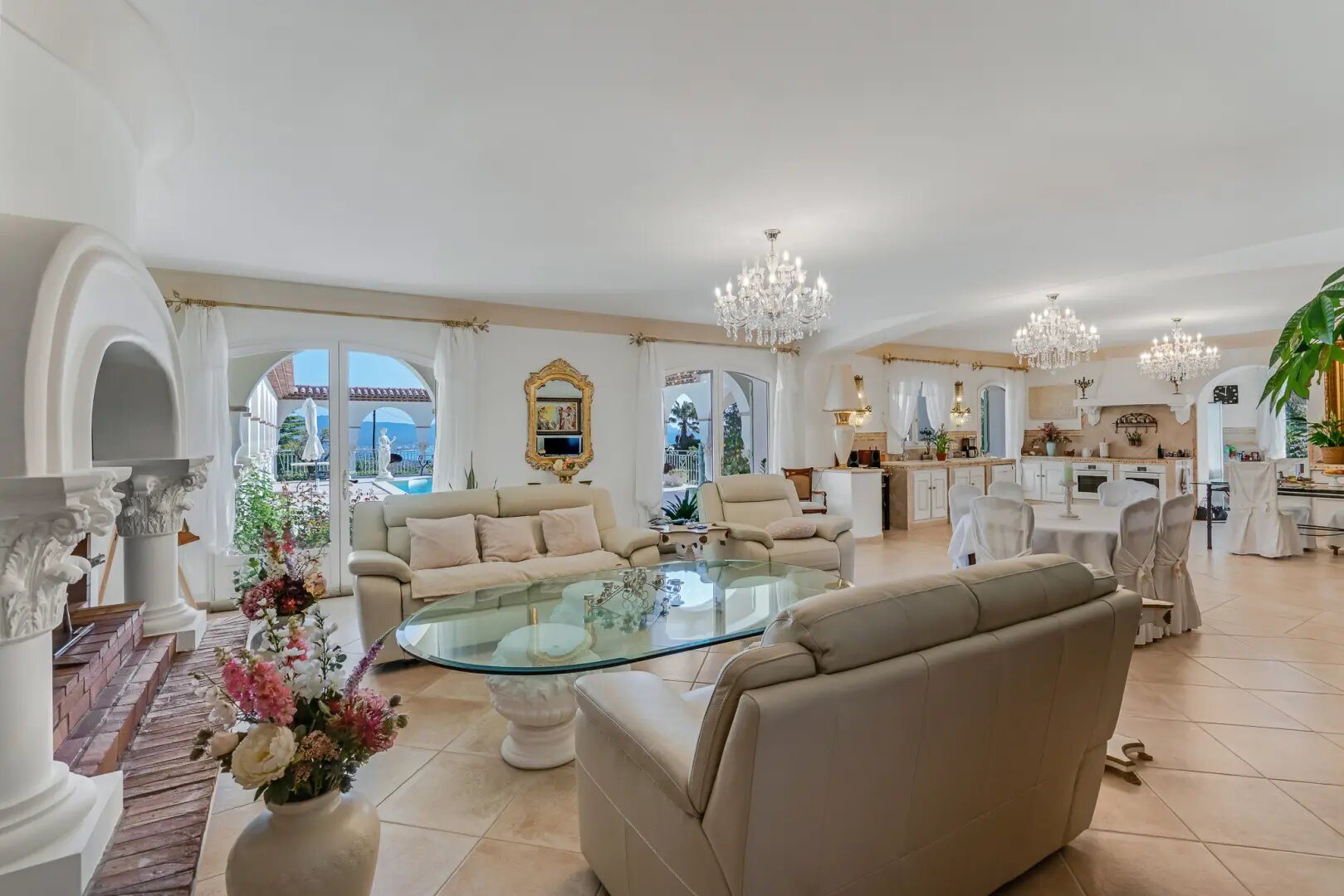 Maison à vendre, 325m², Roquebrune-sur-Argens