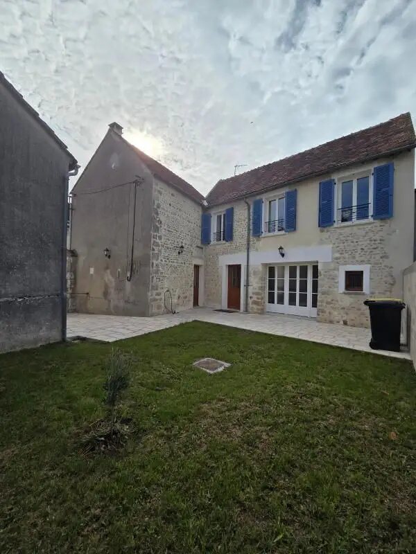 Maison à louer, 102m², Beaumont-du-Gâtinais