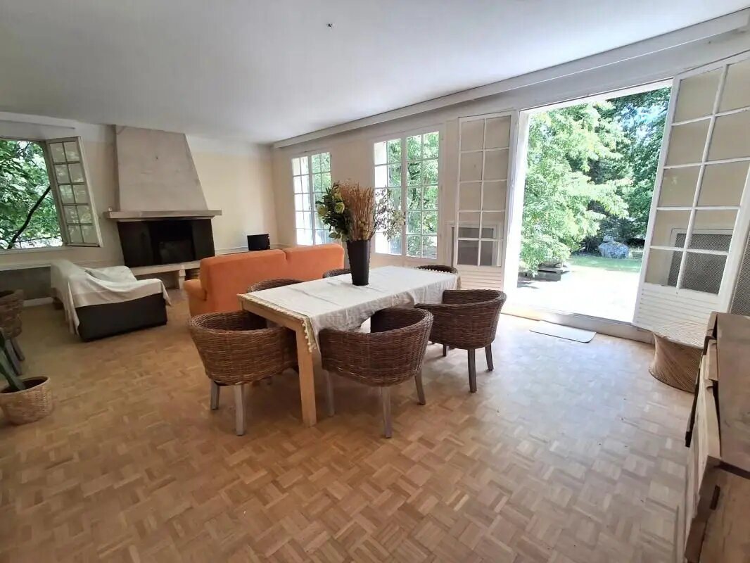 Maison à vendre, 231m², Saint-Pierre-lès-Nemours