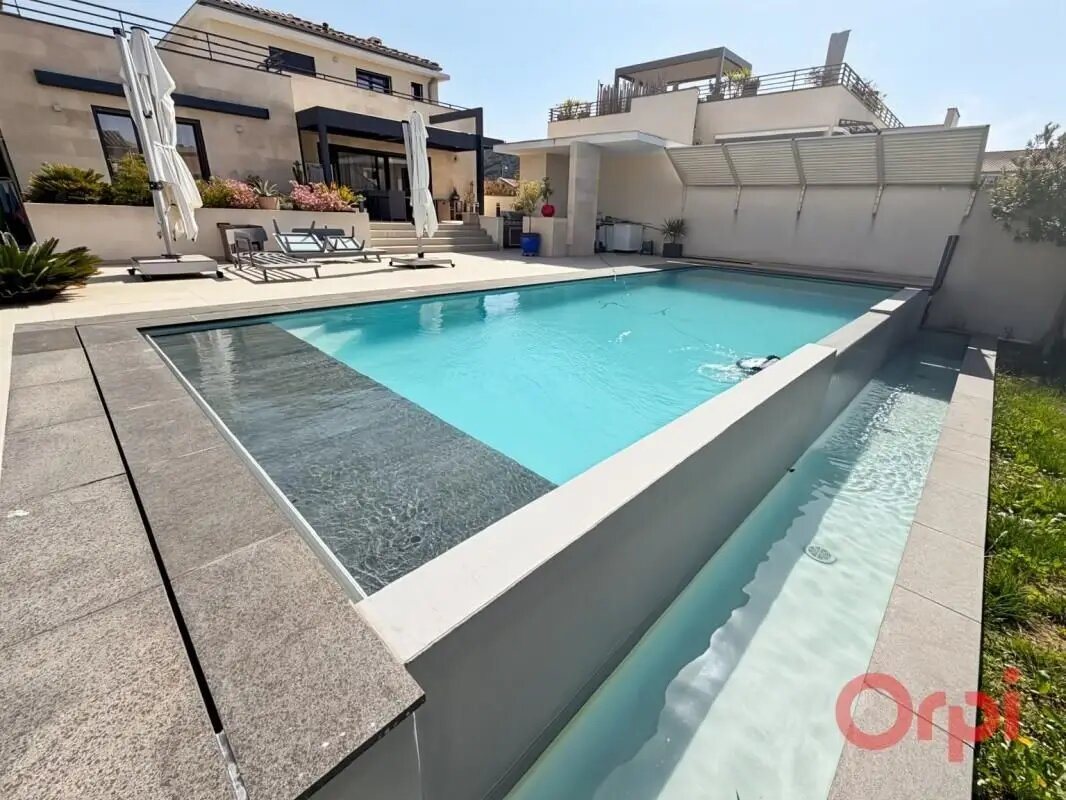 Maison à vendre, 195m², Saint-Cyr-sur-Mer