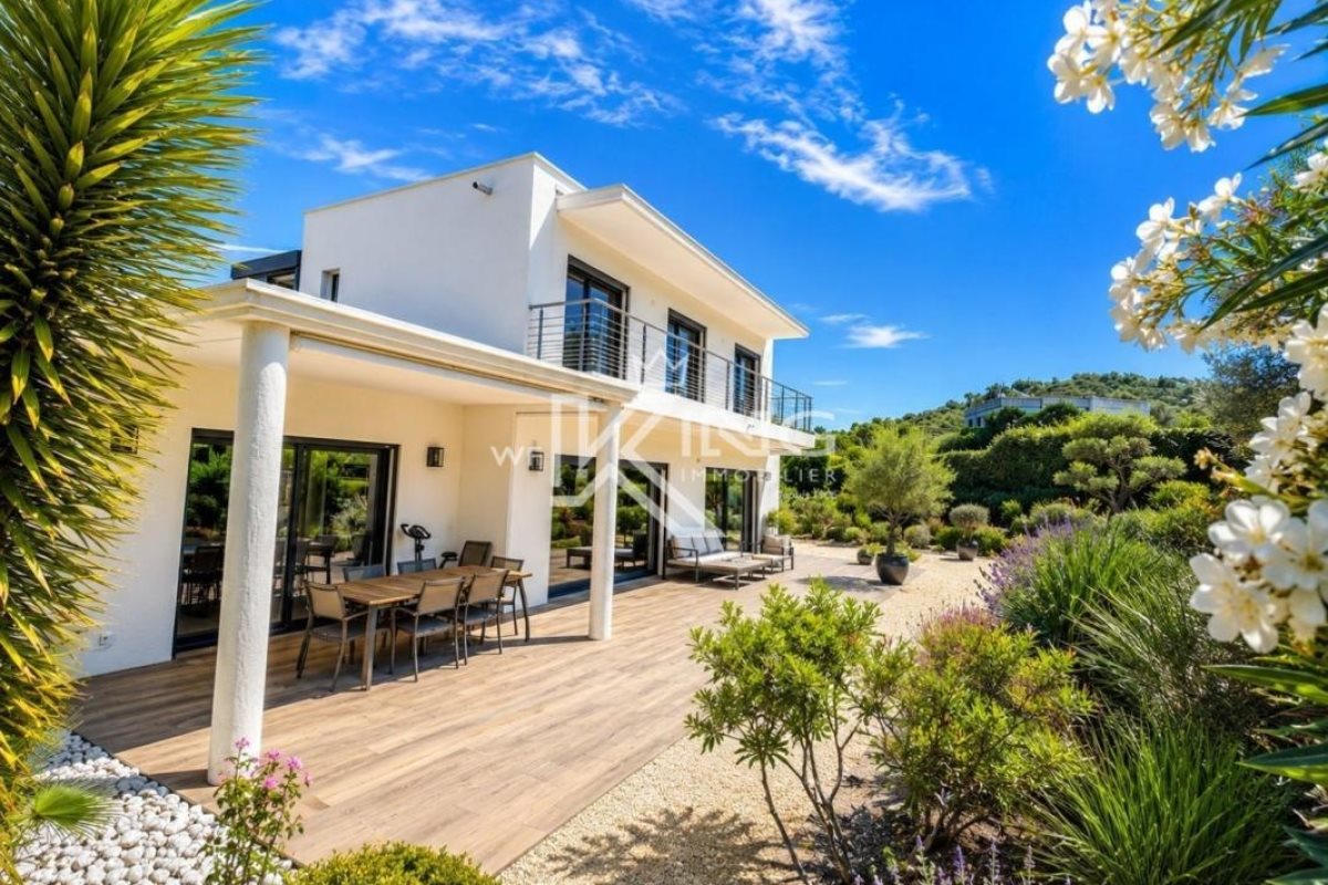 Maison à vendre, 174m², Saint-Raphaël