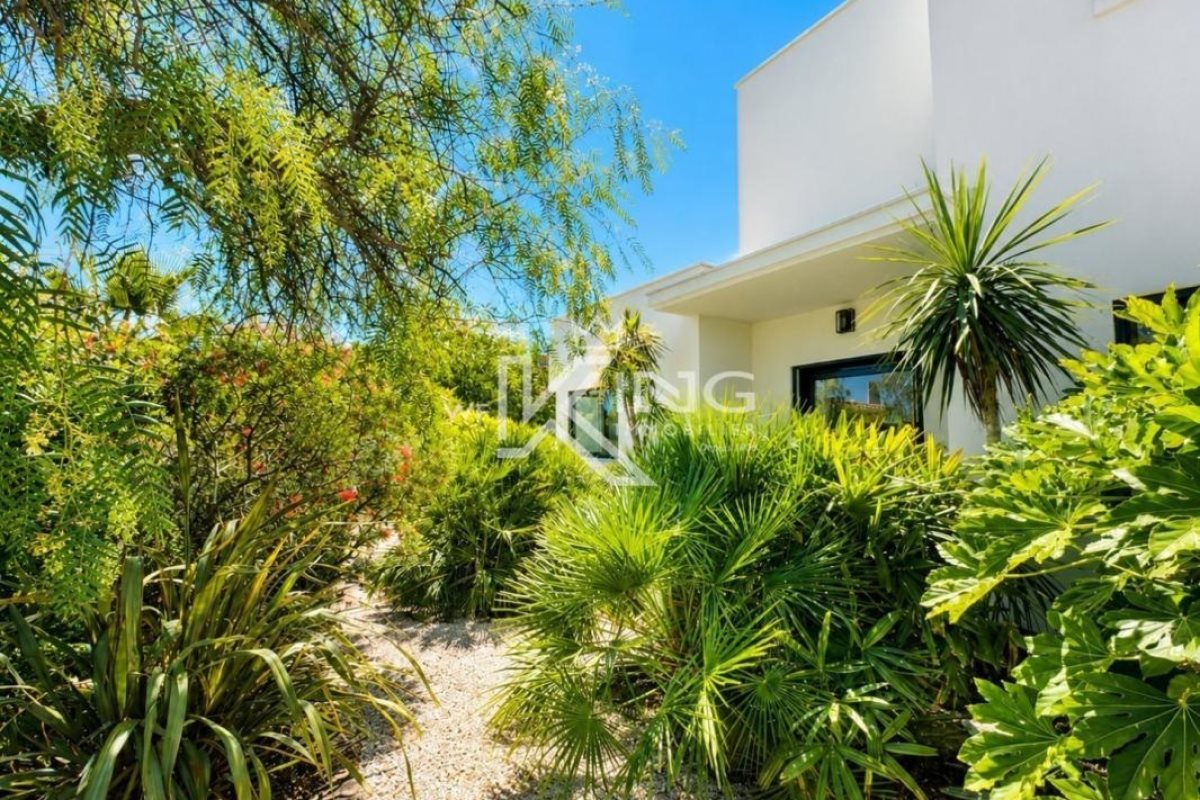 Maison à vendre, 174m², Saint-Raphaël