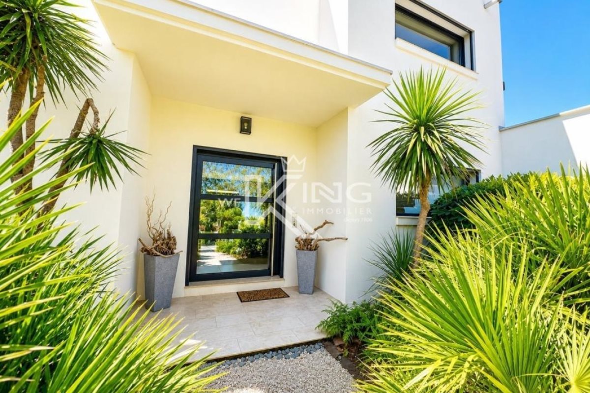 Maison à vendre, 174m², Saint-Raphaël