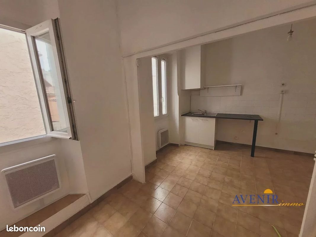 Appartement à louer, 32m², Aubagne