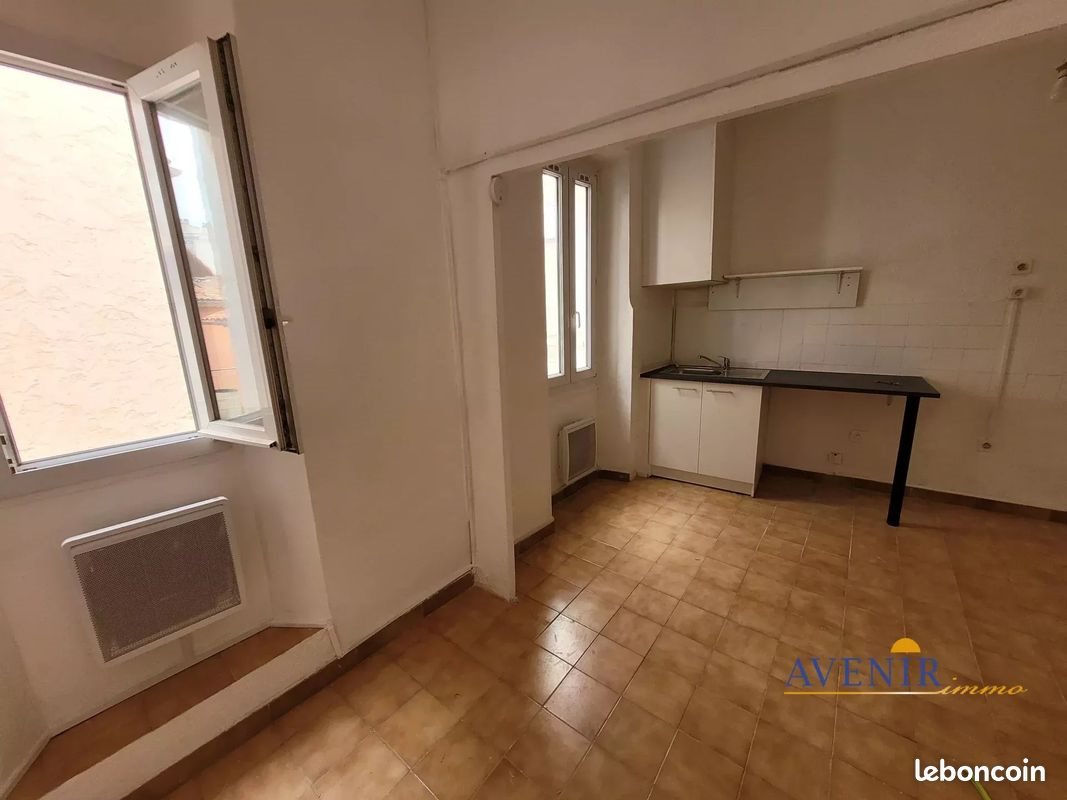 Appartement à louer, 32m², Aubagne