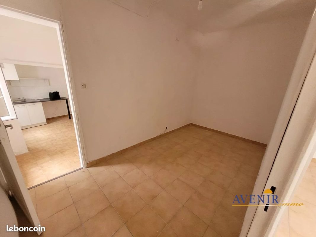 Appartement à louer, 32m², Aubagne