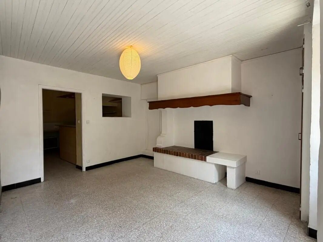 Maison à louer, 76m², Vacquières