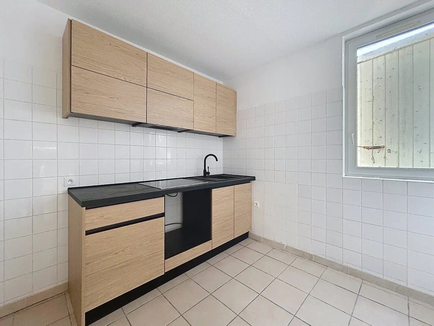 Appartement à louer, 90m², Montagnac