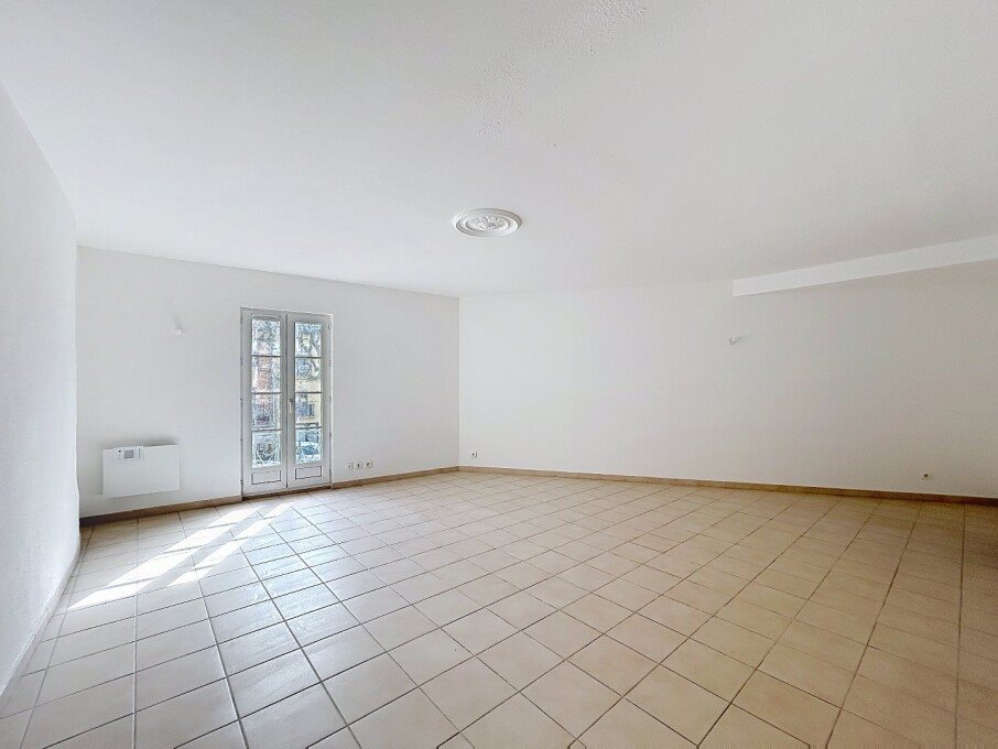 Appartement à louer, 77m², Montagnac