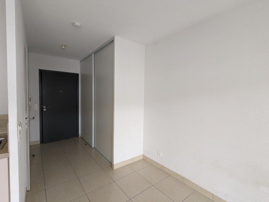 Appartement à louer, 28m², Boujan-sur-Libron