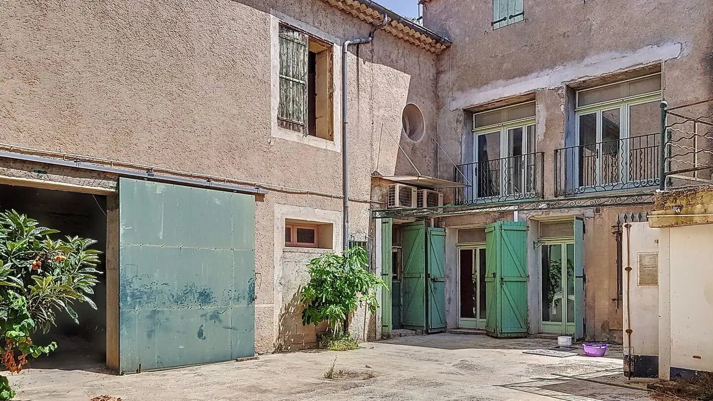 Maison à vendre, 306m², Bessan