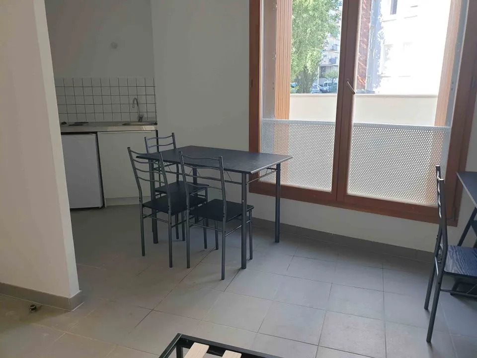 Appartement à louer, 18m², Montreuil
