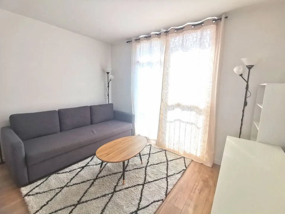 Appartement à louer, 40m², Romainville