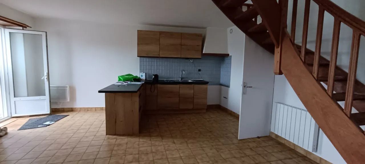 Maison à louer, 67m², Marzan