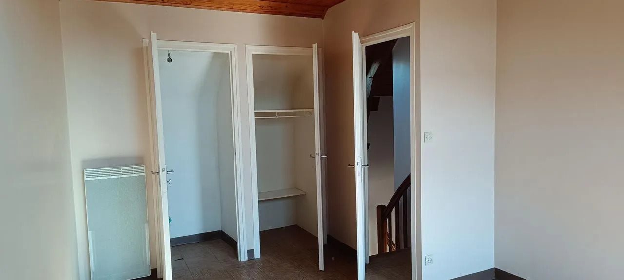 Maison à louer, 67m², Marzan