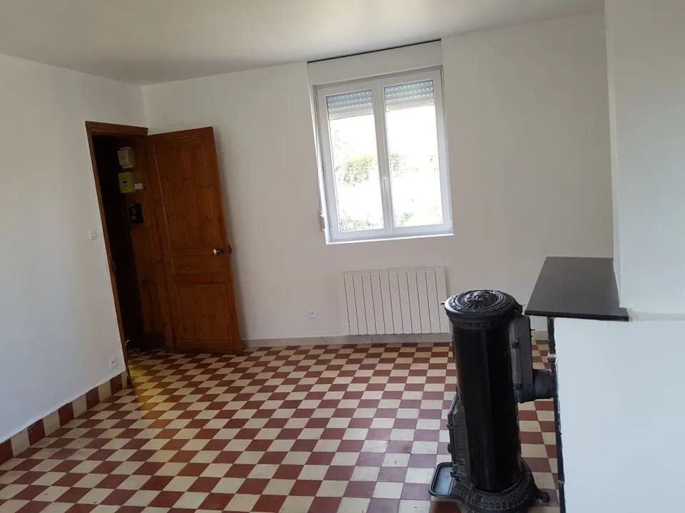 Maison à louer, 85m², Vendhuile