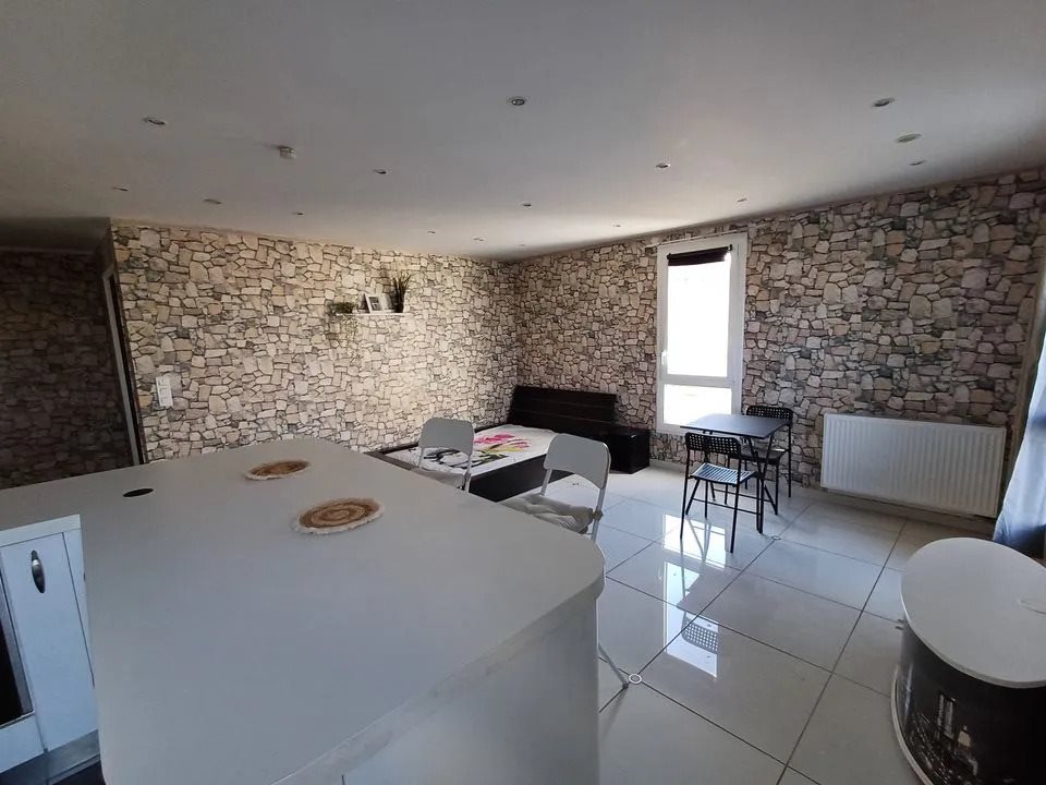 Appartement à louer, 37m², Évry-Courcouronnes