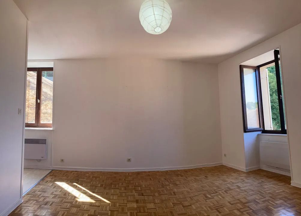 Appartement à louer, 50m², Crémieu