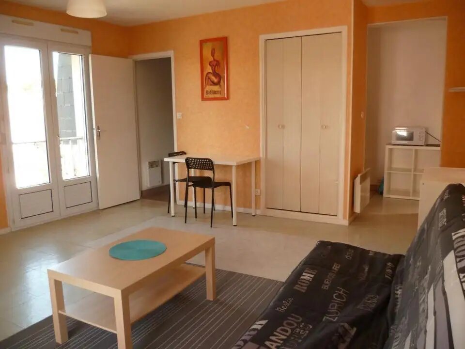 Appartement à louer, 27m², Reims