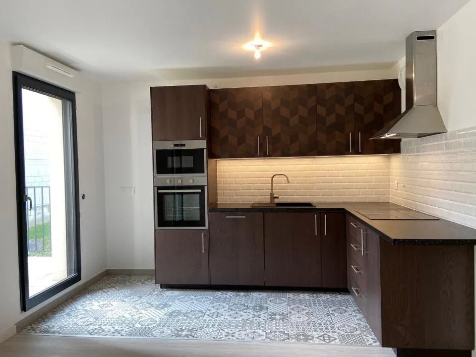 Appartement à louer, 80m², Nanterre