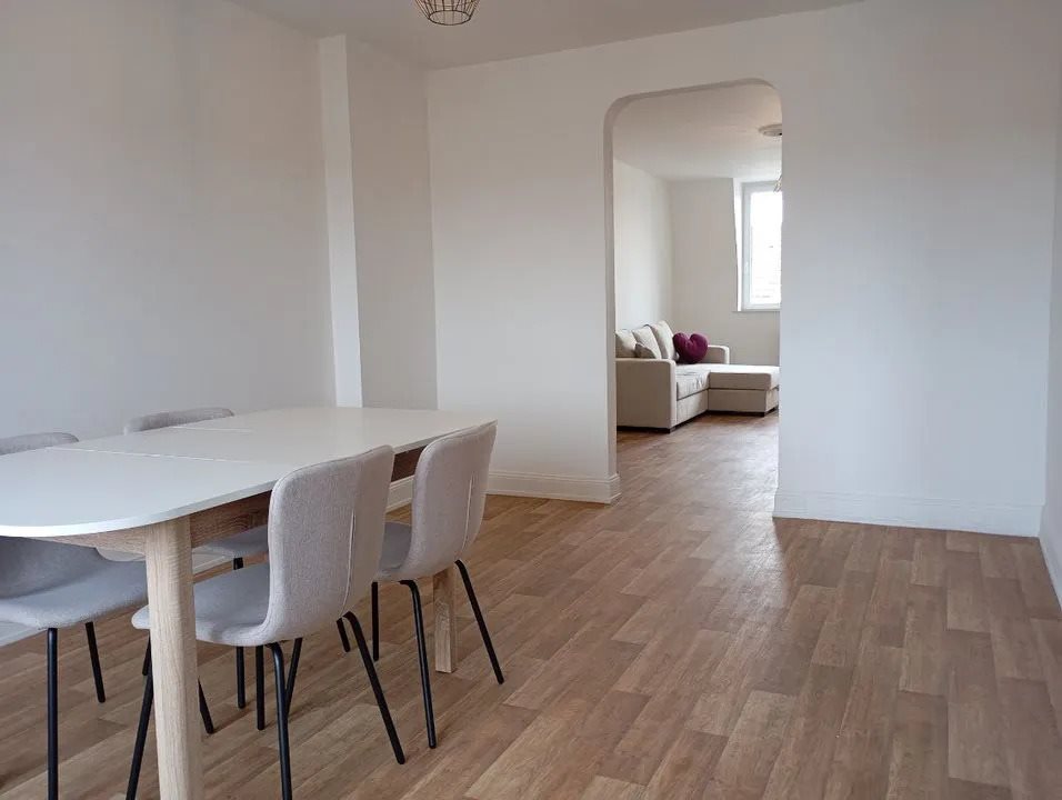 Appartement à louer, 91m², Amnéville