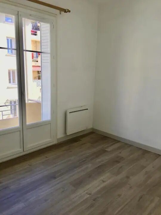 Appartement à louer, 76m², Béziers