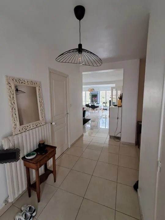 Maison à louer, 180m², Orgères