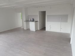 Appartement à louer, 80m², Urt