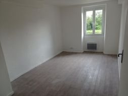 Appartement à louer, 80m², Urt