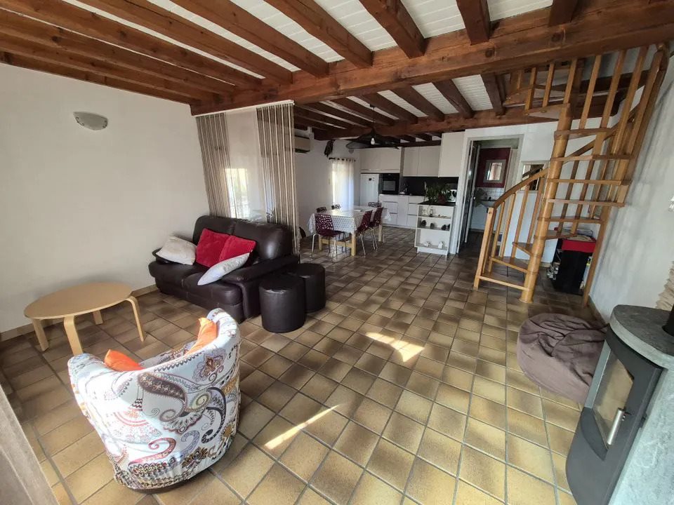 Maison à louer, 70m², Sayat