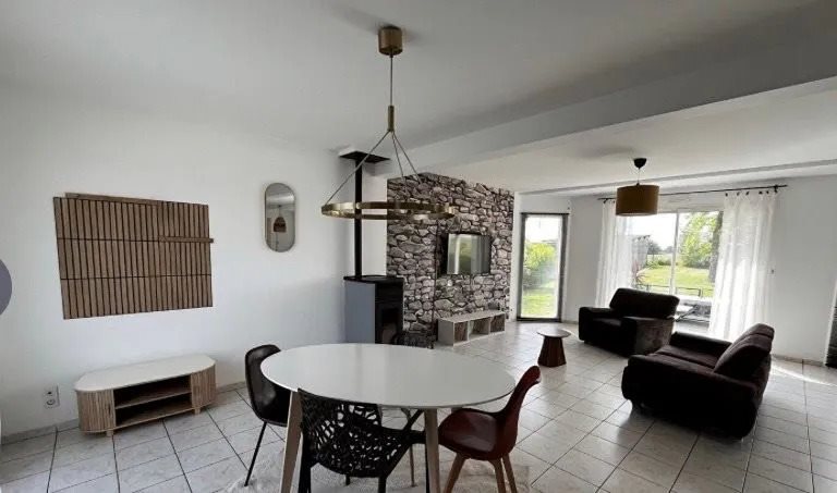 Maison à louer, 105m², Tresboeuf