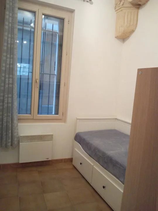 Appartement à louer, 27m², Mas-Thibert