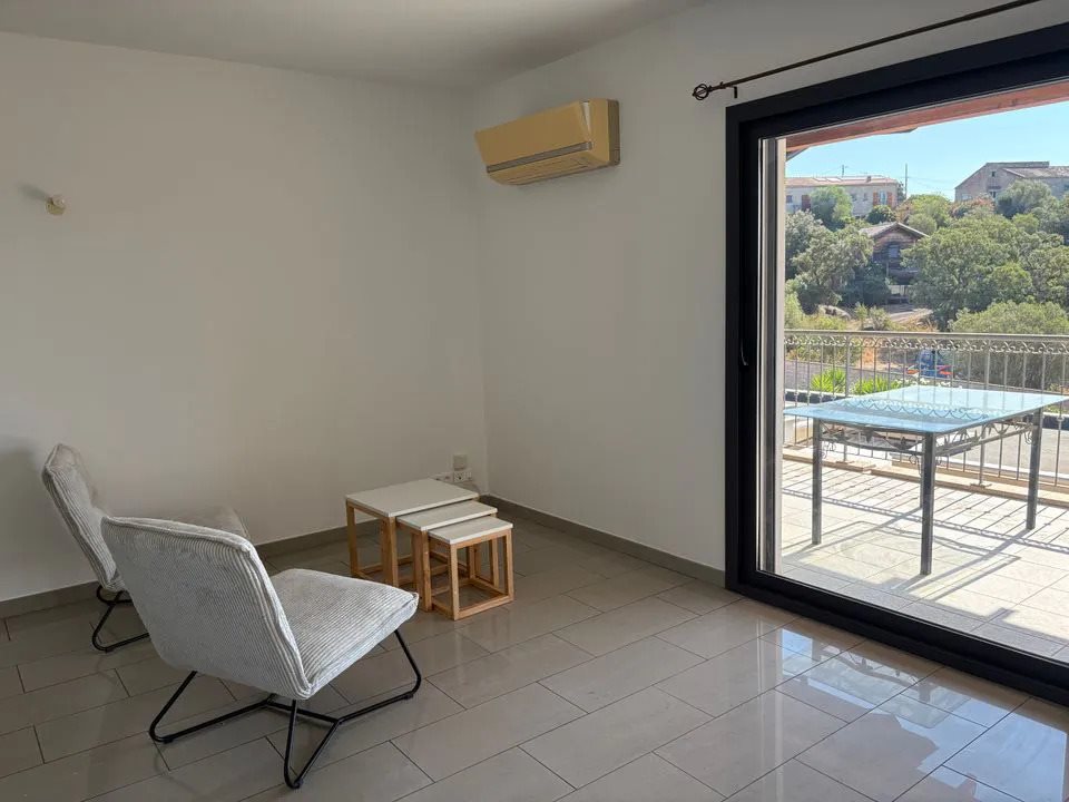 Appartement à louer, 50m², Porto-Vecchio