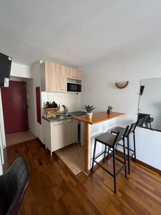Appartement à louer, 20m², Courbevoie