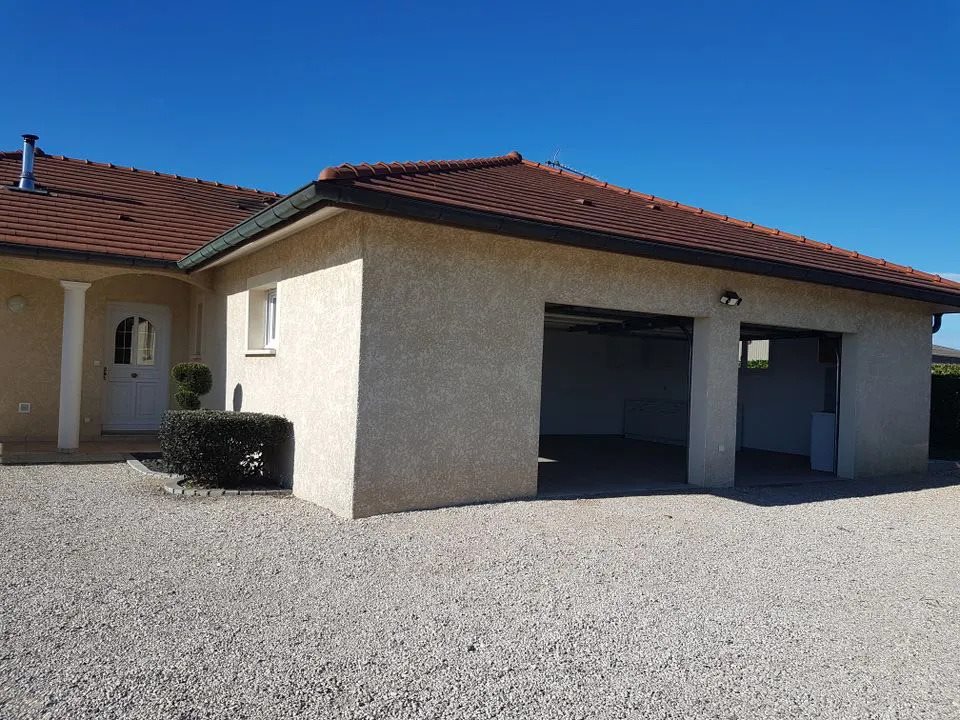 Maison à louer, 117m², Foissiat