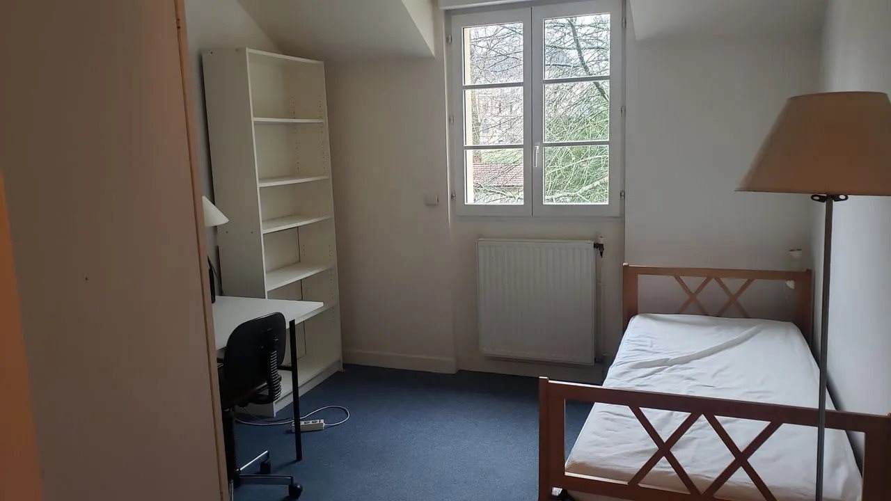 Appartement à louer, 15m², Versailles