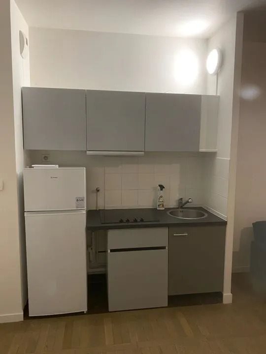 Appartement à louer, 34m², Courbevoie