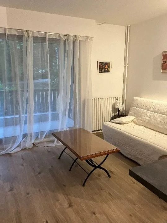Appartement à louer, 22m², Sceaux