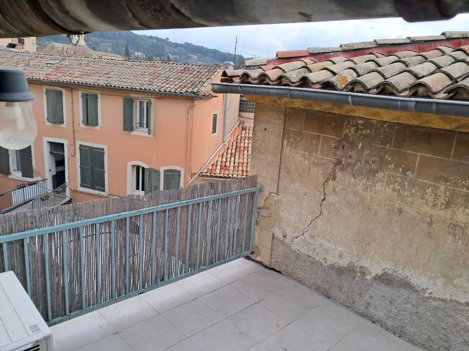Appartement à louer, 90m², Cadenet