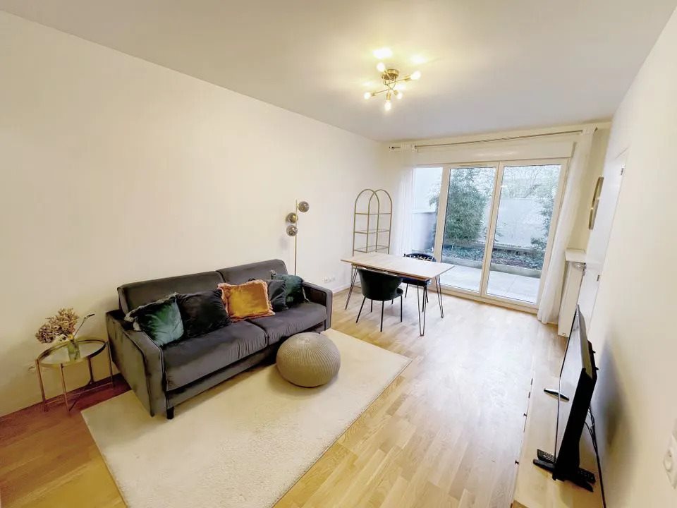 Appartement à louer, 44m², Suresnes
