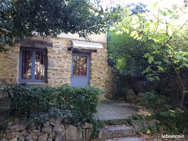 Appartement à louer, 32m², Nîmes