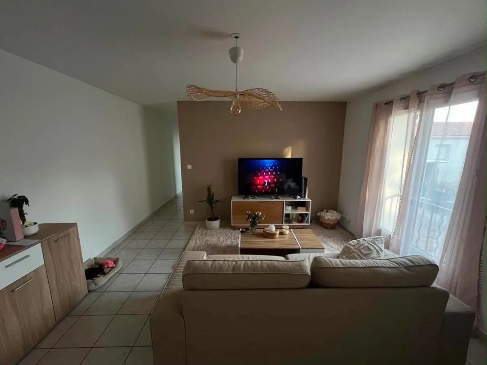 Maison à louer, 55m², Plaissan